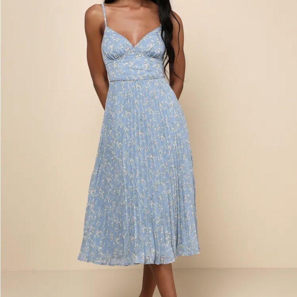 Lulu's Light Blue Floral Midi Dress